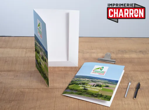 Création graphique et impression de chemises à rabat à Périgueux, Bergerac, Imprimerie Charron